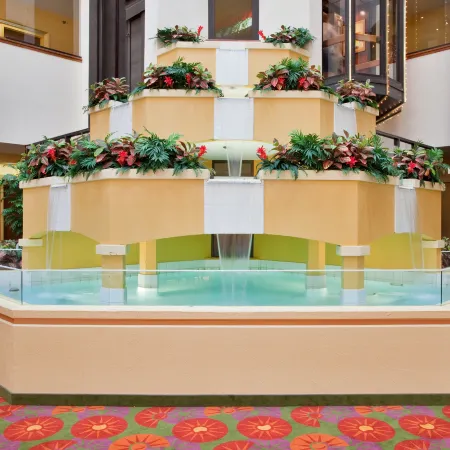 Holiday Inn & Suites SPRINGFIELD - I-44 by IHG