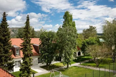 Hotel Spitzerberg by bsmart Hotels in der Nähe von Naturschutzgebiet Parndorfer Heide