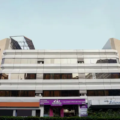 Treebo Sahara Shivaji Nagar Hotels near Chaturshringi Temple