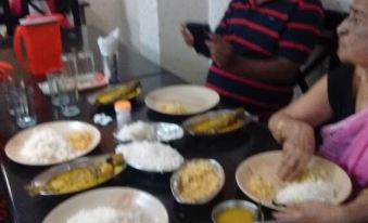 Reba Beach Resort - Hostel