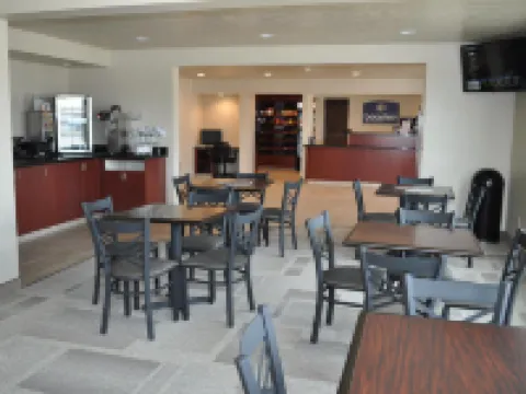 Boarders Inn & Suites by Cobblestone Hotels - Broken Bow Hoteles en Condado de Custer