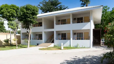 Kota Beach Resort Отели рядом с достопримечательностью «Райский пляж»