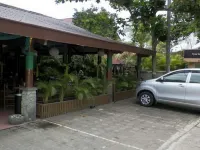 Nyiur Indah Beach Hotel - Pet friendly