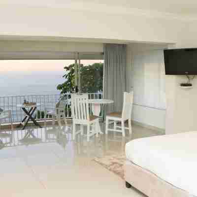 The Milkwood Beach Apartments Rooms