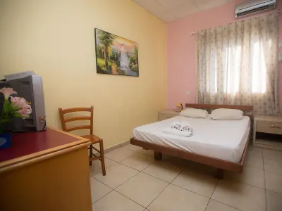 Hotel 28 Hotels in 