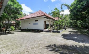 RedDoorz Near Museum Gunung Merapi