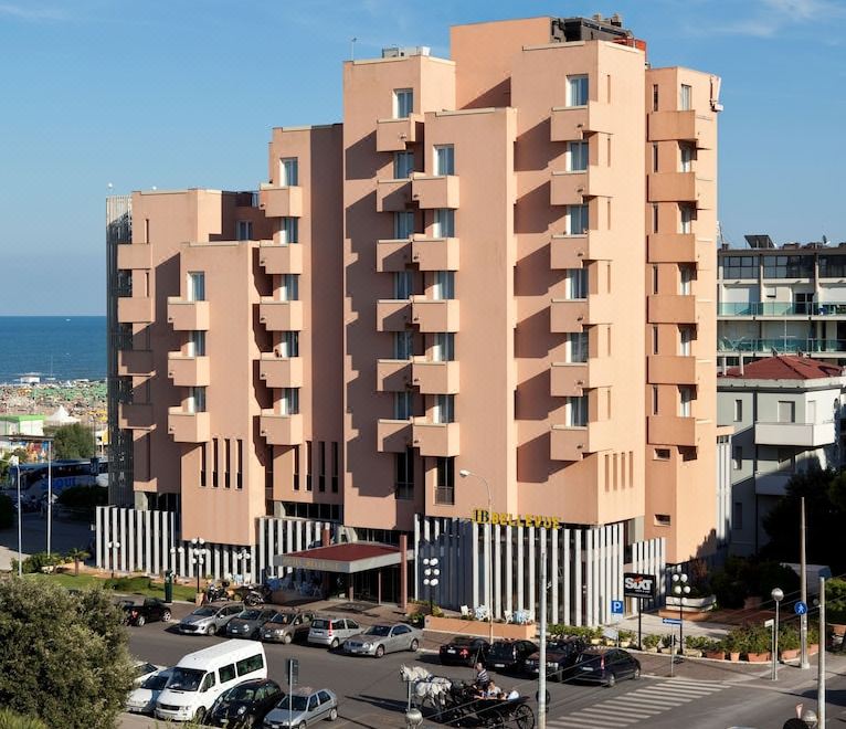 1. Hotel Be..