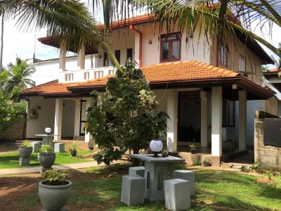 C J Beach Resort Hotels in der Nähe von Appa Kade Junction Buddha Statue