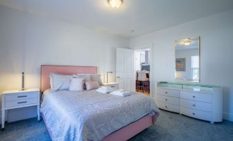 Broom & Board - Housity