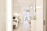Urban Walls Hotels in Sint-Jans-Molenbeek