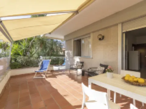 Fronte Mare 迪安道爾濱海酒店