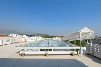 House Seven Hotels in Khoi Maira