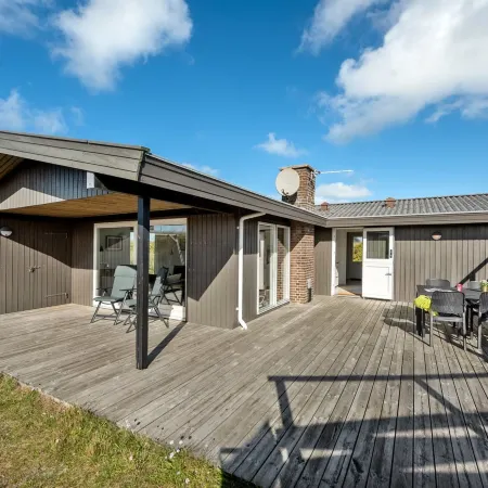 "Aiske" -  from the Sea Hoteles en Bjerregård