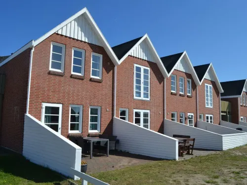 "Lorenz" - 2.3km from the Sea