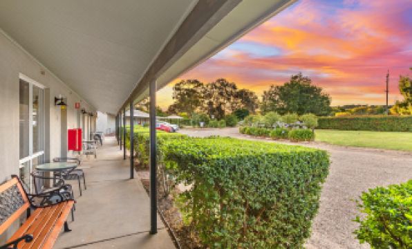 Burringa Garden Motel - Housity