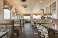Super 8 by Wyndham Drayton Valley Hotels in Drayton Valley