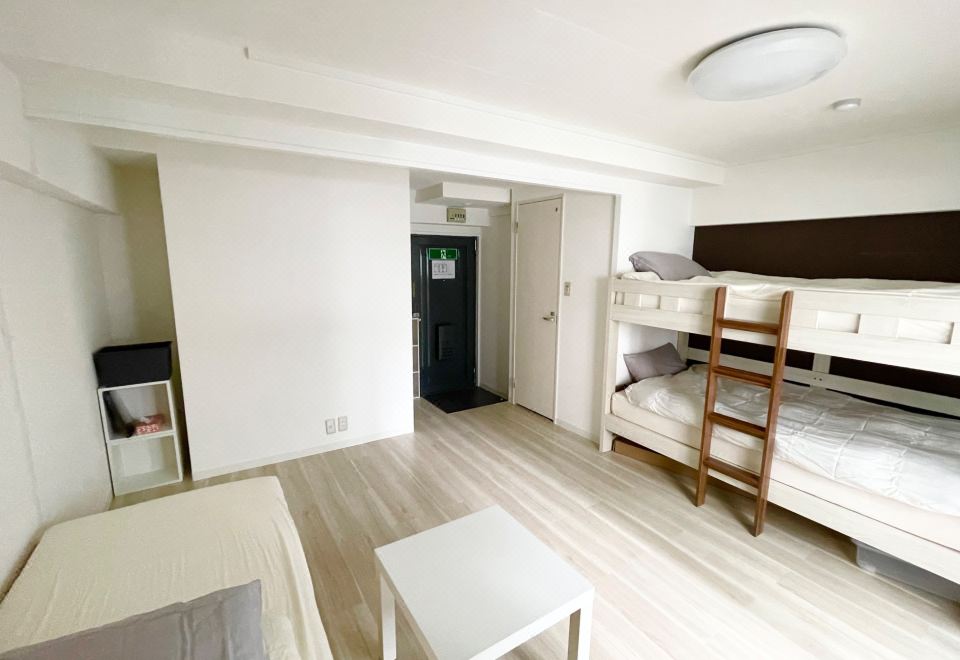 Shin-Osaka301 객실 사진