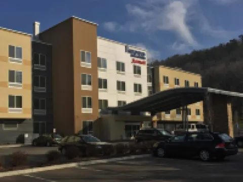 フェアフィールド・イン & スイーツ・バイ・マリオット・イサカ イサカのホテル