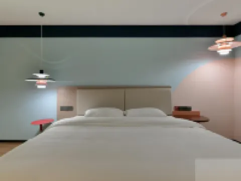 金鼎商旅飯店 杏林大藥房中鋼店附近的飯店