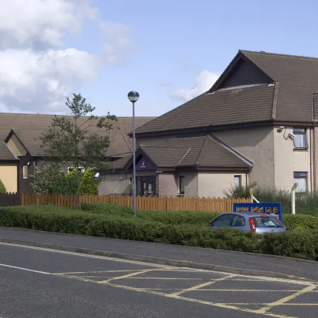 Premier Inn Glasgow (Cumbernauld) Отели в г. Камберналд