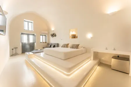 Cilon Suites Santorini