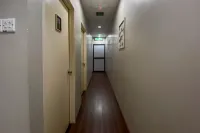 Lings Airbnb Hotel di Kuching Division