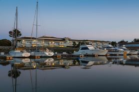 The Marina Inn on San Francisco Bay