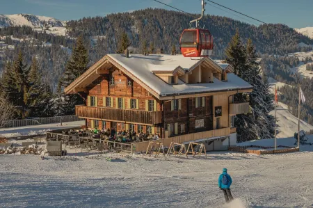 Rinderberg Swiss Alpine Lodge Отели рядом с достопримечательностью «Alp Rinderberg»