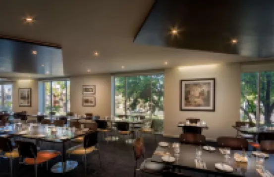 โรงแรมเบสต์ เวสเทิร์น พลัส ทราเวล อินน์