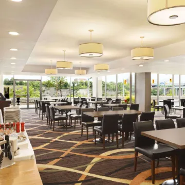 Travelodge by Wyndham Niagara Falls Fallsview