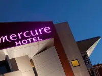 Mercure Sydney Liverpool فنادق في كازولا