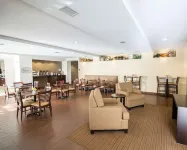 Sleep Inn & Suites Norton - 2 Sao