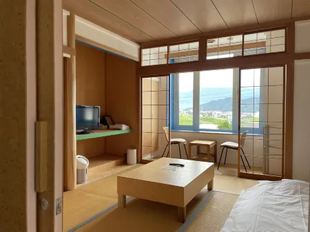 Muikamachi Hutte Отели рядом с достопримечательностью «THE VERANDA AT ISHIUCHI»