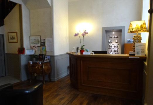 중세 감성이 느껴지는 객실 내부