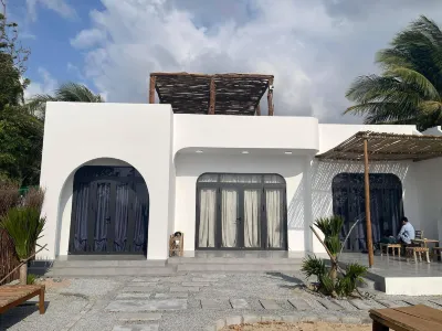 My Hoa Oceanfront Home Các khách sạn gần Vườn Nho HTX Thái An