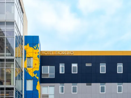 voco Fiorello - Laguardia East Отели рядом с достопримечательностью «Free Synagogue of Flushing»