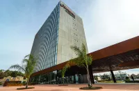 Hampton by Hilton Montevideo Carrasco - parking
