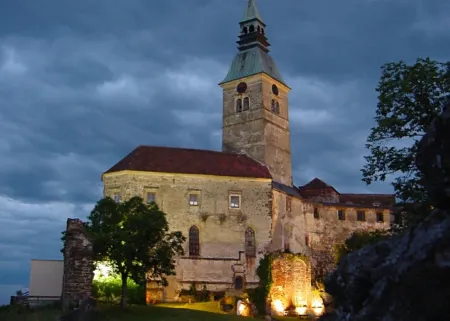 Hotel der Freiraum Отели в г. Штегерсбах