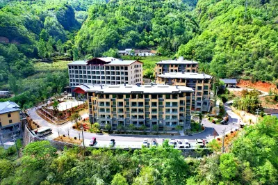 My Travels Shenyu Forest  Villa Hotels in Shennongjia