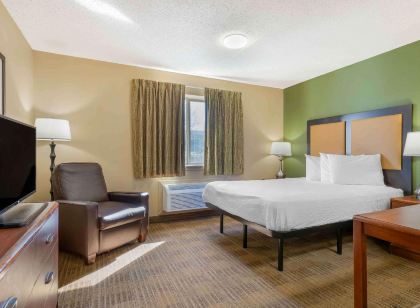 Extended Stay America Suites - Tulsa - Midtown