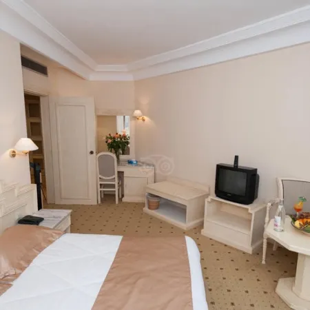 Hotel Orient Palace