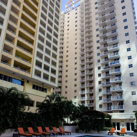 Fortune House Hotel Suites