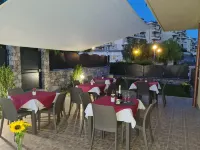Room in B&B - B&b Villa Chiara Trappitello Taormina فنادق في Trappitello