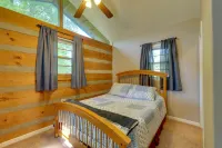 Family-Friendly Afton Cabin with Porch and Fire Pit!
