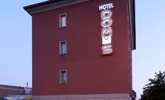 Hotel Domus Expo