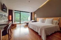 Andorra Park Hotel Hotels near Mobili, de Miquel Barcelo