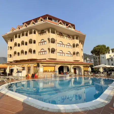 Fortuna Beach Hotel
