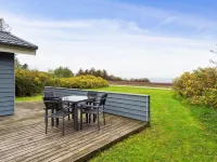 "Luchia" - 200m to the Fjord