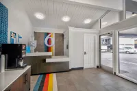 Americas Best Value Inn & Suites Eureka