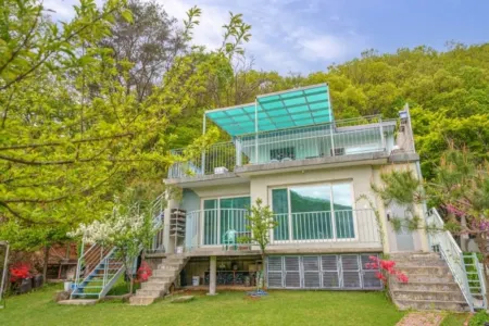 Gwangju Toechon Mountain Pension Отели в г. Кванджу